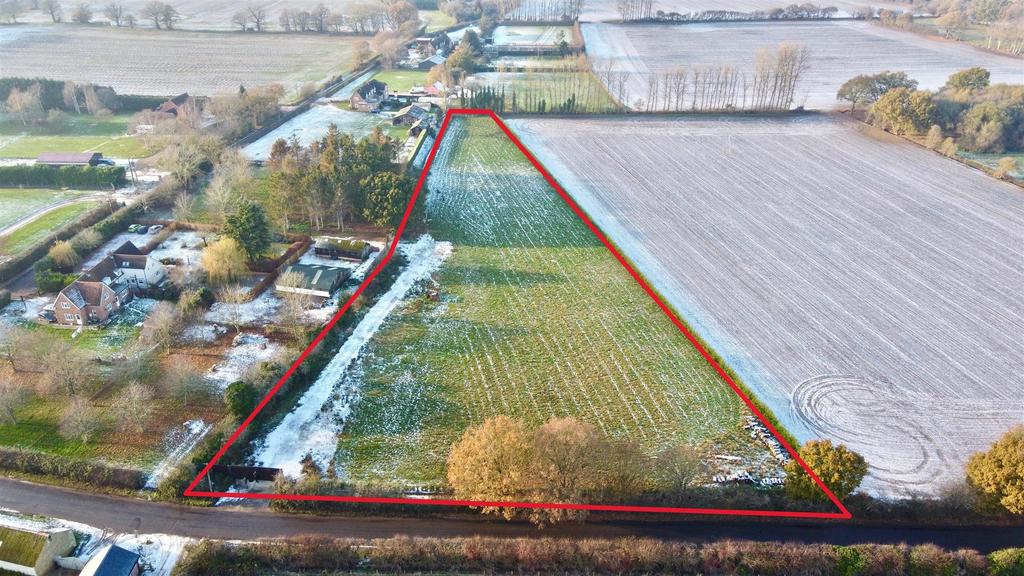 Coggeshall Road, Dedham Land £200,000