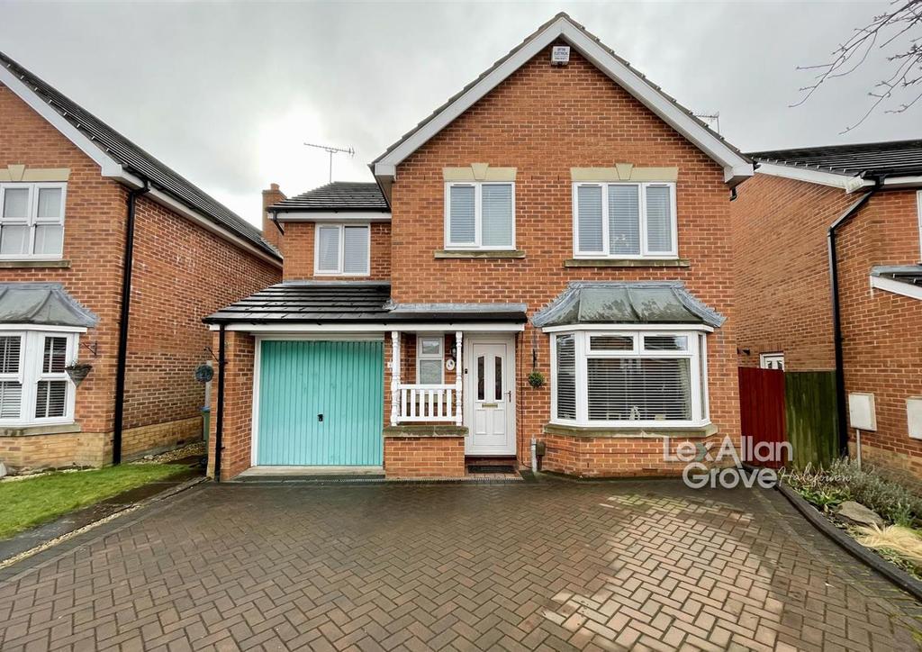 Matthews Close, Rowley Regis 4 bed detached house £340,000
