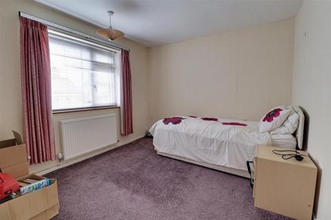31 Kentmere Close, Cheltenham, GL51 3PD