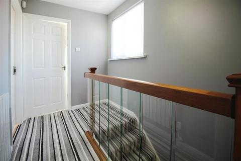 36 Evesham Close, Boldon Colliery, NE35 9LL