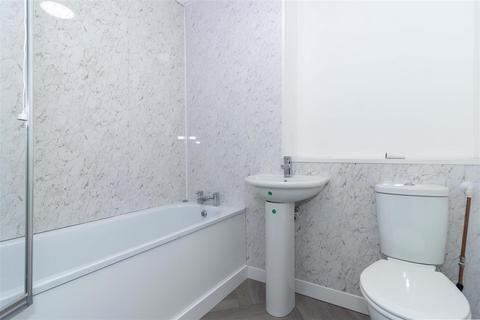 1 Brougham Walk, Worthing, BN11 2PY