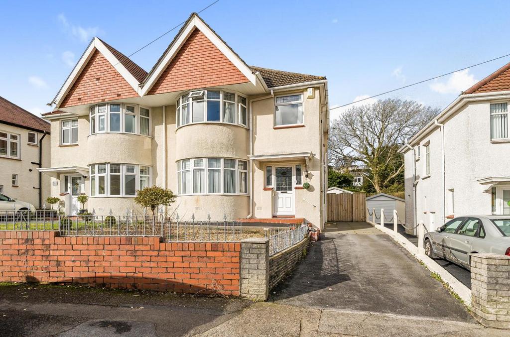 Harlech Crescent, Sketty, Swansea 3 bed semidetached house £285,000