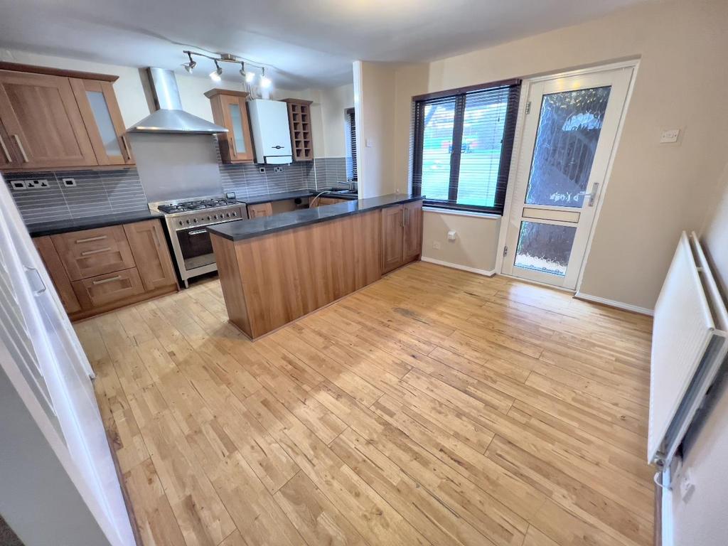 Cavendish Court, Brandon, Durham 3 bed semidetached house £130,000