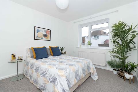 2 Bellview Road, Worthing, BN13 1EY