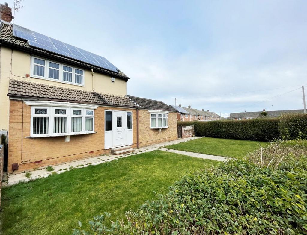 Ridlington Way, King Oswy, Hartlepool 2 bed end of terrace house for