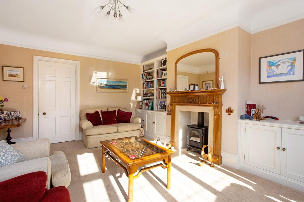 Moberly Road, Salisbury 4 bed house £800,000