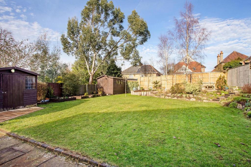 Moberly Road, Salisbury 4 bed house £800,000