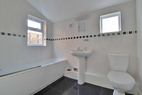 62 Cecil Road, Gloucester, GL1 5HQ