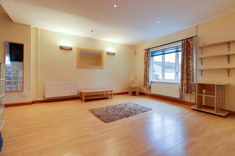 1 Ash Close, Charlton Kings, Cheltenham, GL53 8PW