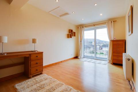 1 Ash Close, Charlton Kings, Cheltenham, GL53 8PW