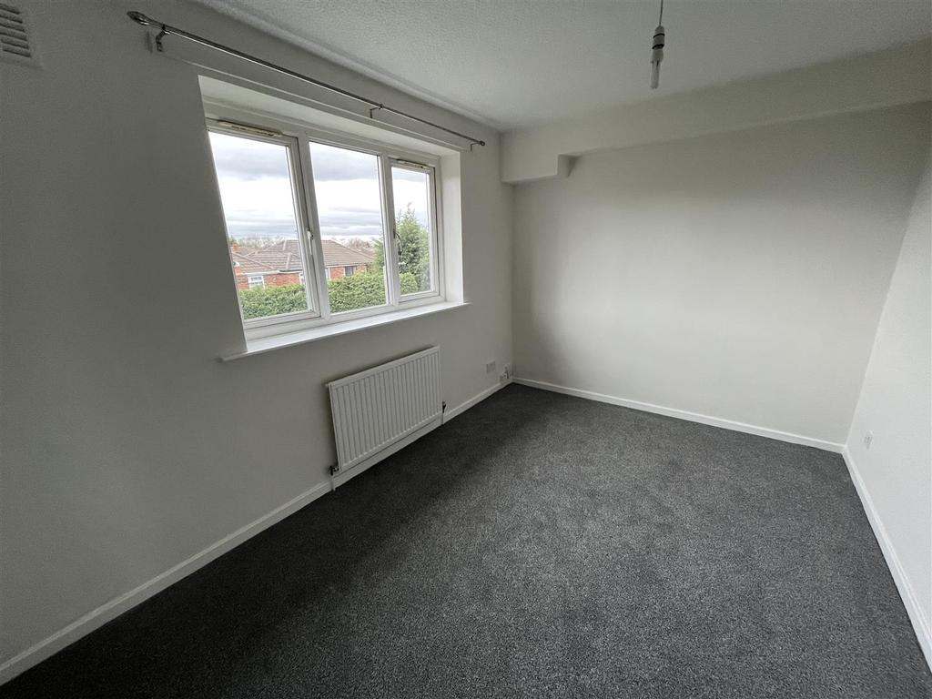 Gillbent Road, Cheadle Hulme, Cheshire 2 bed flat £1,100 pcm (£254 pw)
