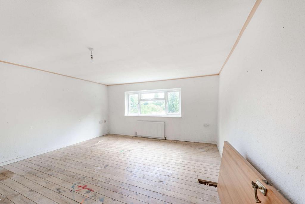 8514217-interior15-800.jpg