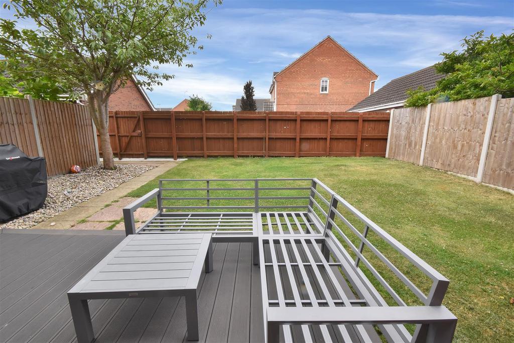 Henton Close, Coddington, Newark 4 bed detached house for sale £350,000