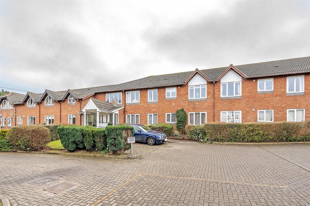 Shelly Crescent, Monkspath, Solihull 2 bed apartment for sale £100,000