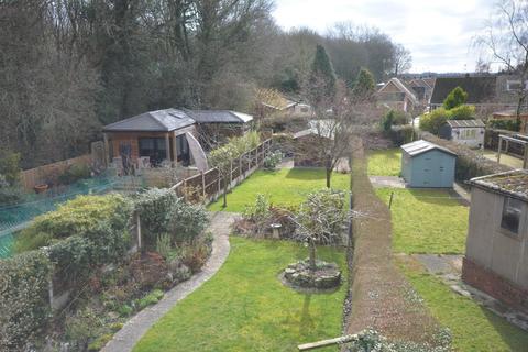 87 Ashover Road, Old Tupton, Chesterfield, S42 6HQ