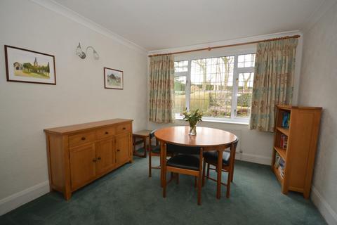 87 Ashover Road, Old Tupton, Chesterfield, S42 6HQ