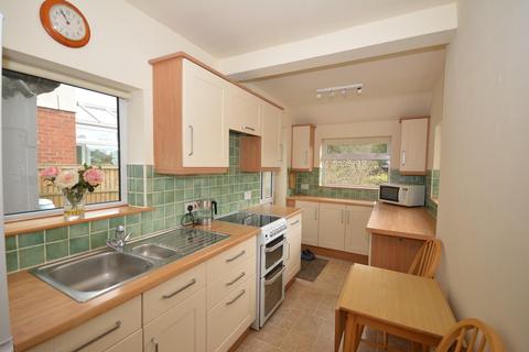 87 Ashover Road, Old Tupton, Chesterfield, S42 6HQ