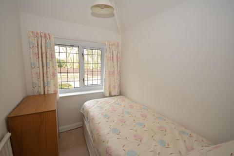 87 Ashover Road, Old Tupton, Chesterfield, S42 6HQ
