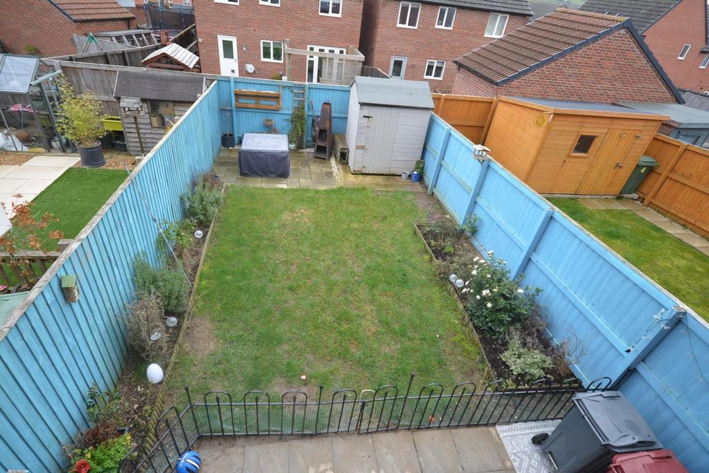 OVER VIEW OF REAR GDN FROM BED 1.jpg