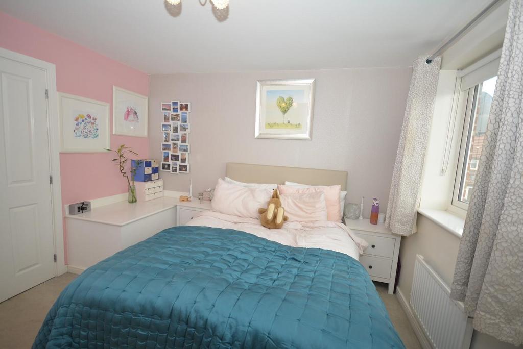 BED 1 VIEW 2.jpg