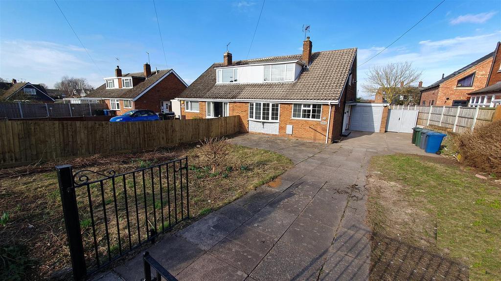 Grantham Road, Bingham 4 bed semidetached house £345,000