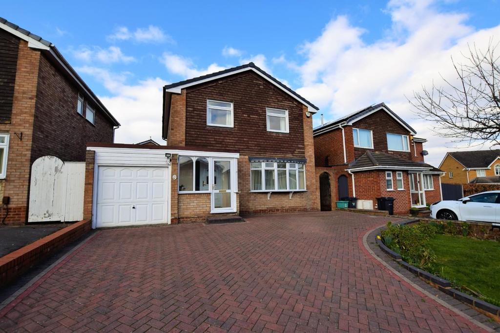 Avery Road, Sutton Coldfield 4 bed detached house for sale £425,000