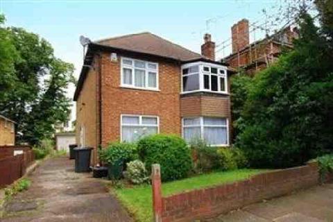 3 bedroom maisonette to rent, Tennyson Road, Mill Hill, NW7