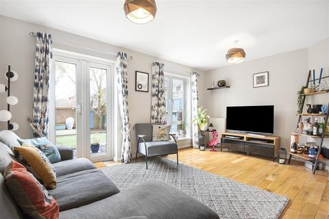 134 Meadow Way, Caversham, Reading, RG4 5LY