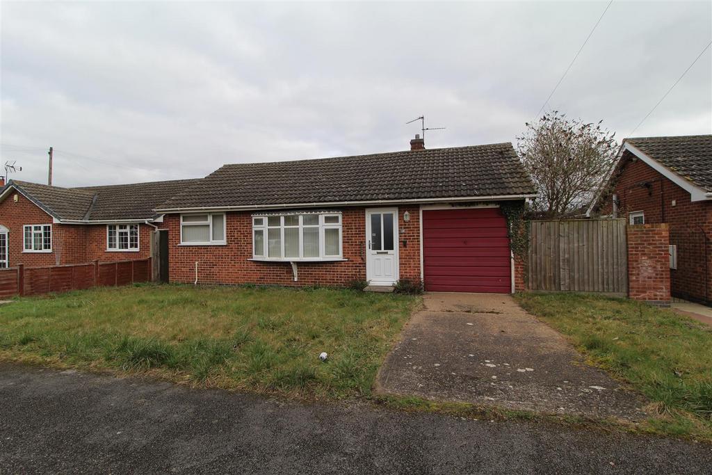 Barnfield Road, Collingham, Newark 2 bed bungalow for sale £240,000