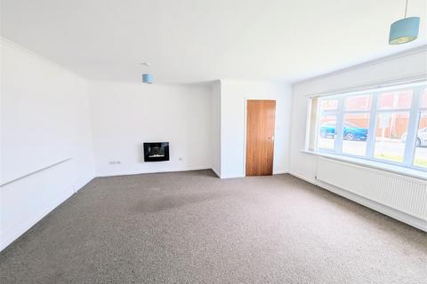 14 Barnfield Road, Collingham, Newark, NG23 7SN