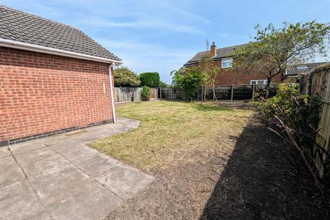 14 Barnfield Road, Collingham, Newark, NG23 7SN