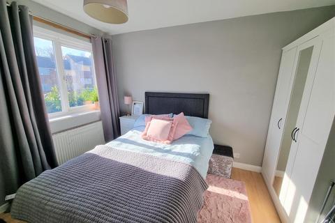 95 Summerbridge Crescent, Bradford, BD10 8BA
