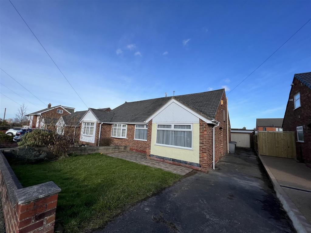 Nelson Drive, Pensby, Wirral 3 bed semidetached bungalow £240,000
