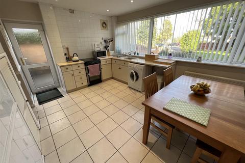 116 Barnston Road, Thingwall, Wirral, CH61 1AT
