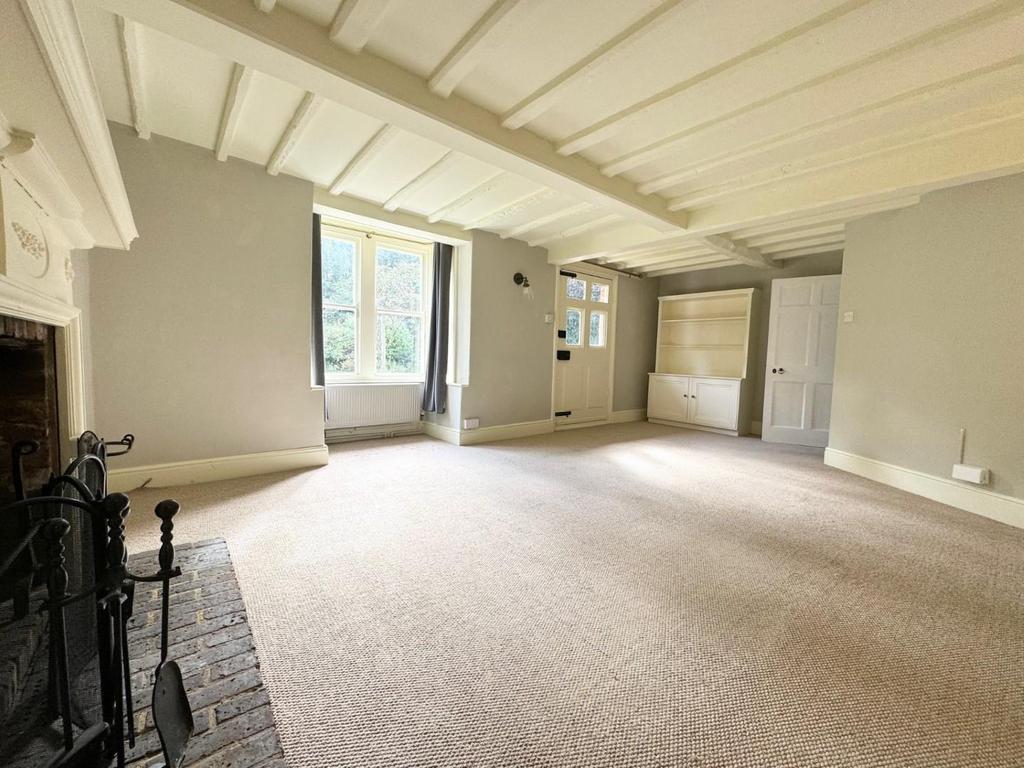 Main lounge2.jpg