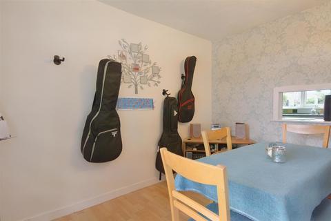 8 Ascot Place, Ilkeston, DE7 4GB
