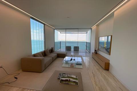 2 bedroom apartment, Palm Jumeirah, Dubai, Dubai, United Arab Emirates
