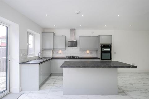 97 Harold Road, Chingford, London, E4 9ST