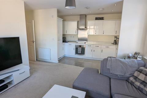 2 bedroom apartment to rent, Elm Gardens, Broomhill, Sheffield