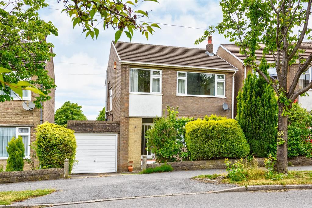 Barnfield Avenue, Crosspool, Sheffield 3 bed detached house £395,000
