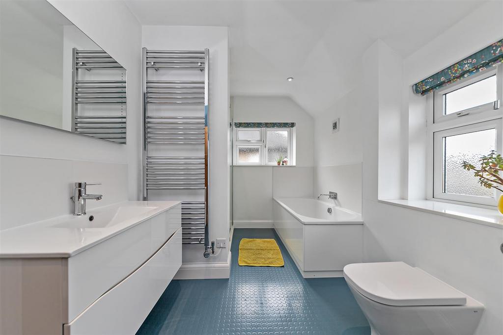 9 Woodland Drive-42.jpg
