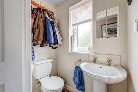 2a Hillcrest Road, Chapeltown, Sheffield, S35 1TY