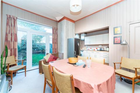 1 Kingsdown Avenue, Ealing, London, W13 9PR