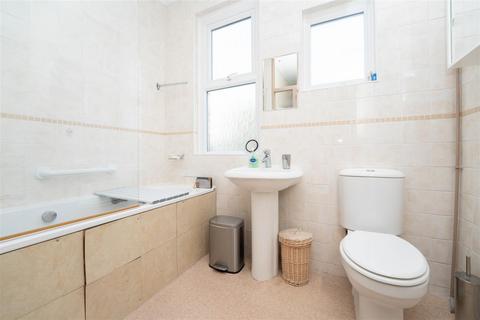 1 Kingsdown Avenue, Ealing, London, W13 9PR