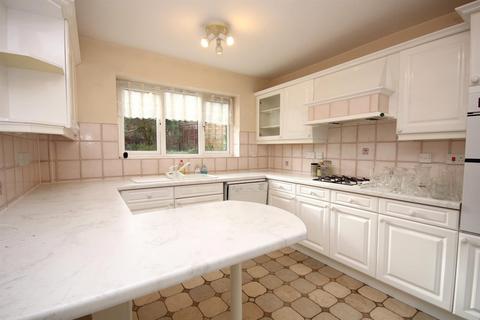 59 Lipizzaner Fields, Whiteley, Fareham, PO15 7BH