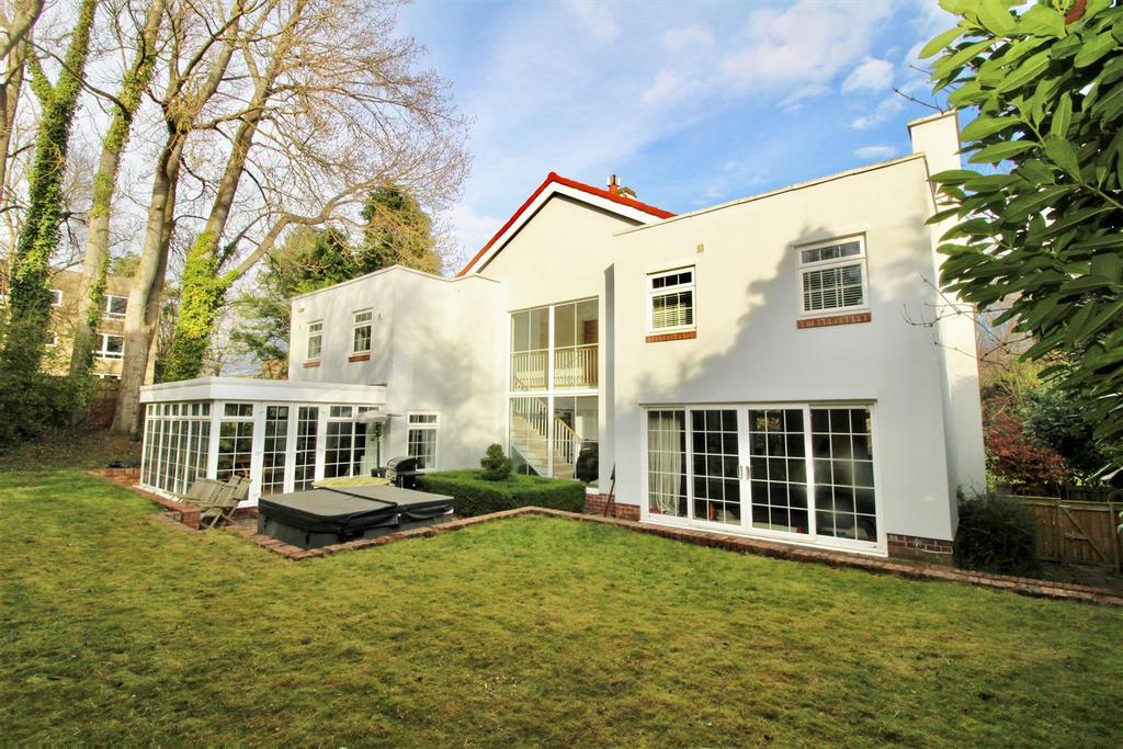 Lindisfarne Road, Jesmond 3 bed detached house £2,350 pcm (£542 pw)