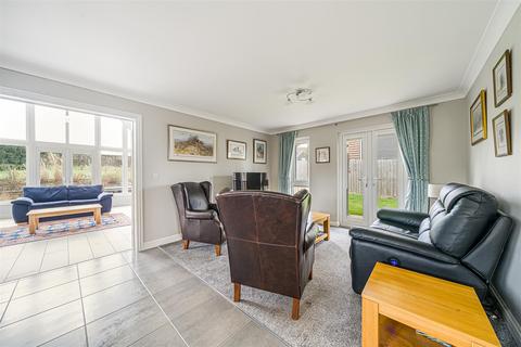 4 bedroom detached house for sale - The Wiltshire Leisure Village, Vastern, Royal Wootton Bassett