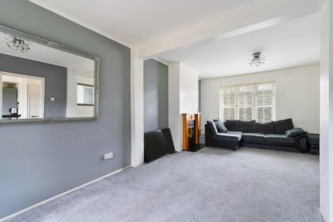 20 Cox Lane, Epsom, KT19 9PB
