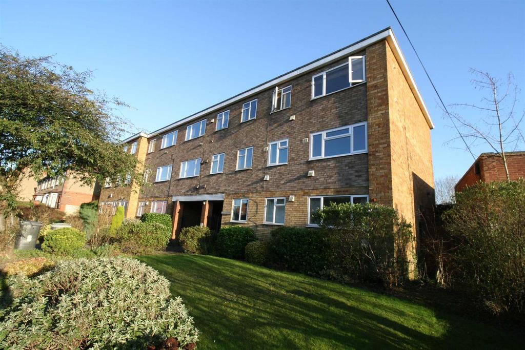 Alandale Court, Goodyers End Lane, Bedworth 2 bed flat £635 pcm (£147 pw)