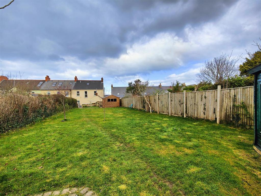 Dinas Cross, Newport 3 bed end of terrace house for sale £385,000